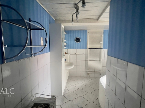 Haus 38 Bad Wohnung OG 