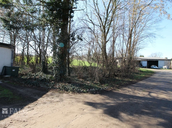 Straßenansicht