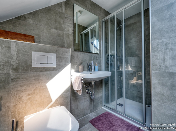 Badezimmer 1