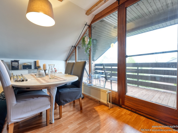 Wohnzimmer DG