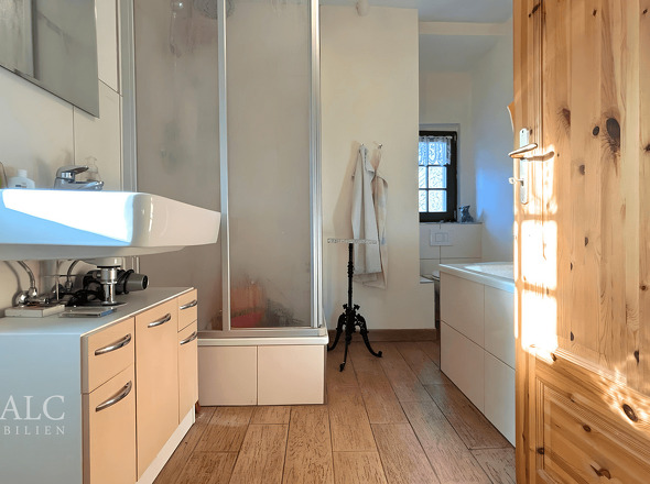Badezimmer II OG 