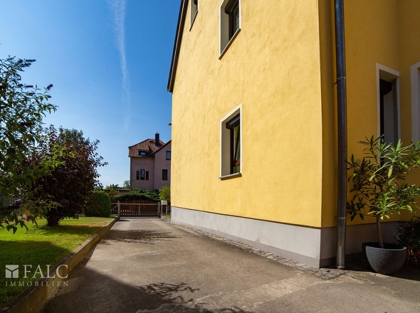 Hofzufahrt