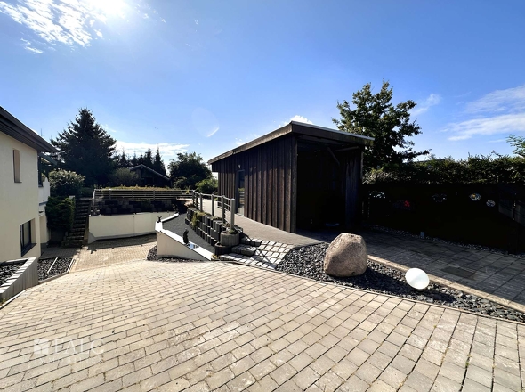 Carport Hofeinfahrt