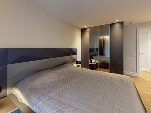 Schlafzimmer 1
