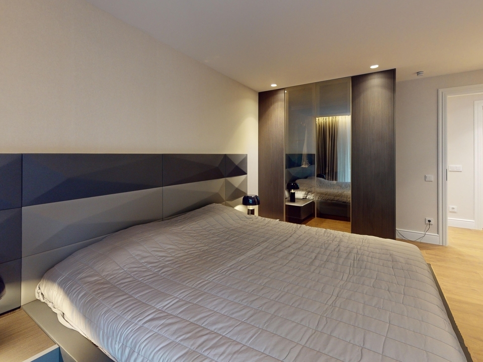 Schlafzimmer 1