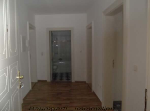 von der Diele gelangt man in alle Zimmer