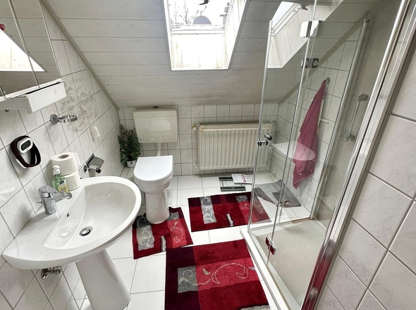 Badezimmer DG